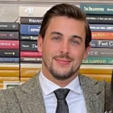 Kyle Schlabach's Instagram, Twitter & Facebook