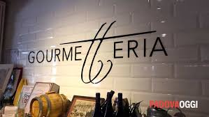 Il famoso e amato programma 4 ristoranti di alessandro borghese ha girato una puntata proprio a padova.il celebre camioncino di tv8 è prima stato avvistato nelle piazze, in una stazione di servizio subito fuori città e nel quartiere bassanello, suscitando i primi rumors su quali potessero essere i ristoranti selezionati per la sfida. Bovolato Della Gourmetteria Una Causa Contro 4 Ristoranti Assolutamente No Ma Non Ripeterei L Esperienza