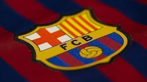 Ce n'est plus du foot, c'est du foot américain il y a 3 ans et 6 mois convaincus que xavi hernández était le joueur à l'origine de la grande révolution du football espagnol, les cheikhs qataris n'ont pas hésité un seul instant quand ils l'ont engagé alors que le maestro était proche de la fin de carrière. Les Palestiniens Saluent Le Refus De Fc Barcelone De Jouer Contre Un Club Israelien A Jerusalem