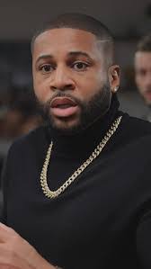 Wayne Yearwood's Instagram, Twitter & Facebook