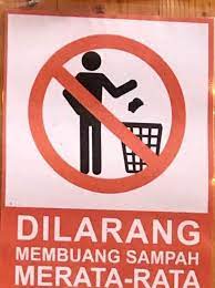 Sifat malas membuang sampah, kedaan rumah yang sangat tinggi melangit memang membuat sesiapa sahaja malas untuk turun ke bawah untuk dan disebabkan marah dengan sikap individu yang buang sampah merata rata inilah menyebabkan ada individu yang menampalkan tanda amaran. Jersi Koyak Anak Saya Tanya Tulisan Tulis Di Larang Facebook