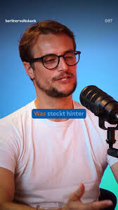 Schon gesehen? Uns gibt es jetzt auch auf WhatsApp! Einfach +49 30 3063  3300 einspeichern und anschreiben!