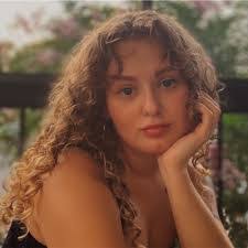 Isabel Beavers's Instagram, Twitter & Facebook