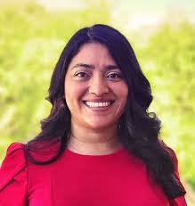 Jessica Langan's Instagram, Twitter & Facebook