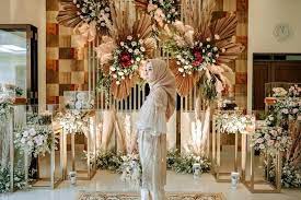 We did not find results for: Penggunaan Daun Kering Yang Besar Seperti Foto Dia Dekor Dekorasi Pernikahan Fotografi Tunangan