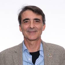 Can you see that older look in our eyes? Last September 28th marked 5 years  since we did our first installation in Barcelona. To celebrate this epic  moment, we have created a