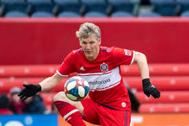 Bastian schweinsteiger (born august 1, 1984) is a professional football player who competes for germany in world cup soccer. It S Time We All Admit That Bastian Schweinsteiger Is A Centerback Now Hot Time In Old Town