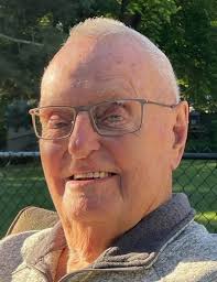 Richard Bebber's Instagram, Twitter & Facebook