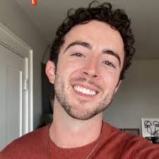 laramcmo (@laramcmo)