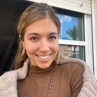 4900+ perfiles de «Tye