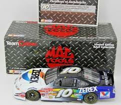 Nascar shop has the best selection of nascar diecasts available in a variety of styles and sizes so you can commemorate every. Diecast Registry