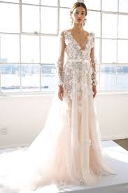 Your Guide To 2017 S Biggest Wedding Dress Trends Applique Wedding Dress Marchesa Bridal Wedding Dress Trends