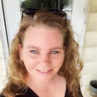 Amanda Bowlin's Instagram, Twitter & Facebook