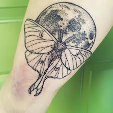Luna Moth Baby Over A Full Moon Luna Moth Tattoo Full Moon Tattoo Lunamothtattoo Luna Moth Tattoo Full Moon Tattoo Tattoos