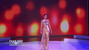 น้ำใจงามเหมือนหน้า อแมนด้า ให้ มิสยูนิเวิร์สเมียนมาร์ ยืมชุด หลังจากชุดหาย. Vet5kro9amv Jm