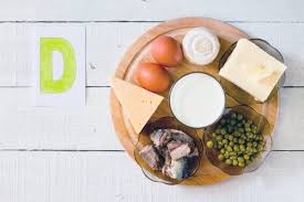 La vitamine d est une vitamine liposoluble naturellement présente naturellement dans très peu d'aliments, mais ajoutée artificiellement dans plusieurs produits alimentaires du quotidien. Ou Peut Ton Trouver De La Vitamine D Famine En Vitamine D