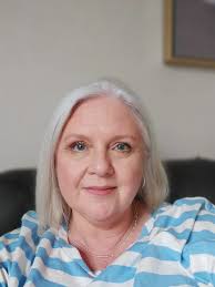 Stopped dyeing 2 years ago but my house is full of my hair. This happened 