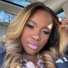 Audra Curry's Instagram, Twitter & Facebook