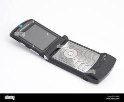 Motorola Razr V3 ( 2004 ) iconic ...