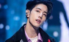 He's also in charge of martial arts tricks. Got7 S Mark Near To One Million Youtube Subscribers Without Any Video Upload Yet