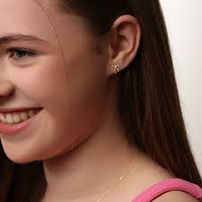 Precious Bonds: Jewellery Gifts for Young Hearts I Fields