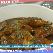 Ce poulet au vinaigre a fait le plein de gourmands dans ma famille, alors pourquoi pas chez vous ? Lyonresto La Recette Du Poulet Au Vinaigre Facon Paul Bocuse Facebook