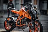 KTM-DUKE