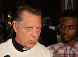 Pfleger Blasts Rauner Over Canceled Juneteenth Event, Calls It 'An Insult' 