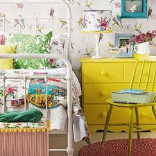 We take a look at room full of 1940s decor designed by hazel dell brown, one of the most surprisingly influential designers in midcentury america! Tips And Ideas For Decorating A Bedroom In Vintage Style