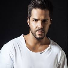 Lifestyle, videos and celebrity news! To Orgismeno Mhnyma Toy Tsalikh Gia Paikth Toy Big Brother Kai Oi Dikhgoroi Gossip Tv Gr