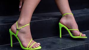 6 Ideas To Wear With Neon Green Shoes