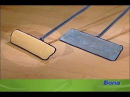 Bona Refresher Is A Safe Way To Make Hardwood Floors Shine It S Similar To Using A Hardwood Floor Polish But Quicker Easi Polish Floor Bona Floor Floor Wax