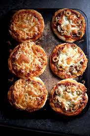 Easy No Yeast Pizza Dough Recipe Happy Hooligans Recipe No Yeast Pizza Dough Pizza Recipes Dough Pizza Dough
