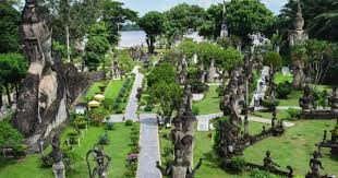 Visiting Buddha Park In Vientiane Laos By Public Bus The Travel Leaf Vientiane Laos Visiting