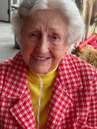 Happy first Mother's Day in heaven mom.Your family loves you and misses you  very much🙏🙏