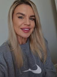 Darryl Mcdermott's Instagram, Twitter & Facebook