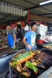 Let me introduce you to another famous ikan bakar spot in melaka. Kuala Lumpur Malay Style Grilled Fish At Gerai Seri Menanti Ikan Bakar Jalan Bellamy Asia Pacific Hungry Onion