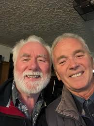 Great to meet up with an old school mate who I haven't seen since 1966.  Popped in the pub and bumped in to Ron Squires. And spent the night going  through all