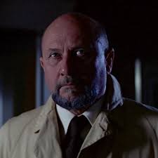What would it be like to be in Dr. Loomis's position in H1?