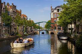 The leiden city of music foundation has joined forces with bplusc (leiden public library), de the museum for visual arts, history and crafts in leiden. Tipps Fur Einen Besuch In Leiden Bollenstreek