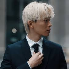 Tevin Livingston's Instagram, Twitter & Facebook