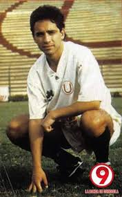 Explore fans of roberto martínez and the popularity of other managers & coaches with yougov ratings. Roberto Martinez Vera Tudela Obtuvo 3 Titulos Nacionales Con Universitario 1990 1992 Y 1993 Y Dos Subtitulos 1988 Y 1995