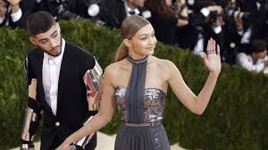 In november 2014, hadid made her debut in the top 50 models ranking at models.com. Das Baby Von Gigi Hadid Und Zayn Malik Ist Da Dasding