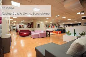 5500 Metri Di Esposizione Cucine Mobili Di Qualita Al Giusto Prezzo Milano Monza Brianza Cucine Stosa Camerette Moretti Compact