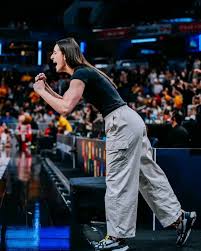 Caitlin Clark Official ✓