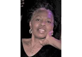 Carmen Warfield's Instagram, Twitter & Facebook