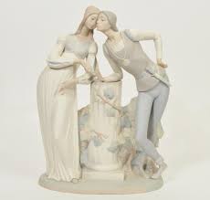 Maybe you would like to learn more about one of these? Sold Price Large Lladro Romeo Juliet Figurine May 3 0120 1 00 Pm Edt