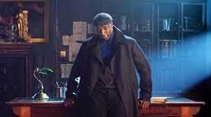 Omar sy incarne assane diop. Who Is Omar Sy About The Star Of Netflix S Lupin Hollywood Life