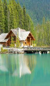 29 sensational helpful hints for cottagebythelake cabin in the woods rustikales haus alte verlassene hauser