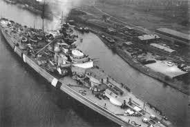 Named after chancellor otto von bismarck, the ship was laid down at the blohm & voss shipyard in hamburg in july 1936 and launched in february 1939. Kms Bismarck Wiki Azur Lane Amino Amino